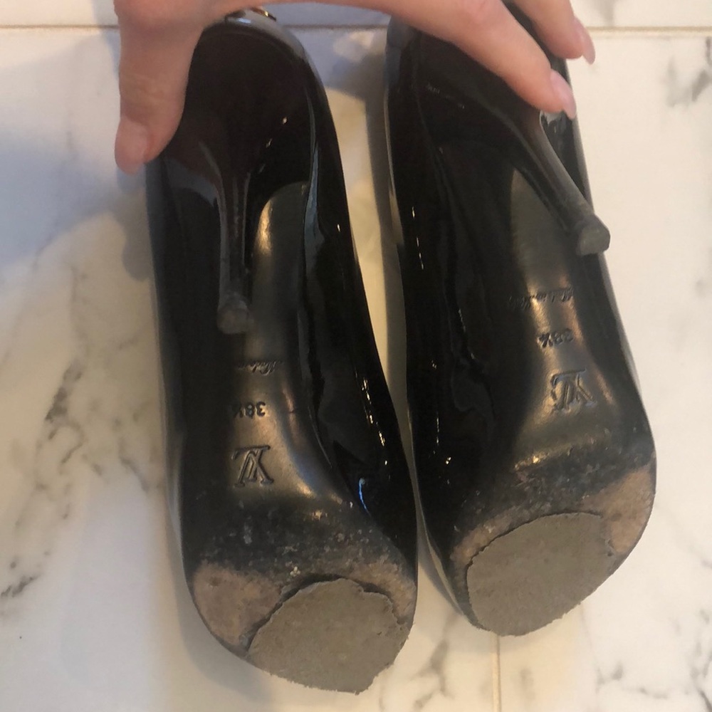Louis Vuitton patent peep toe heels - Picture 7 of 12